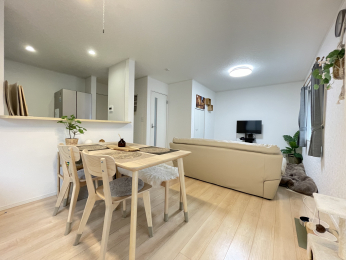 �@���ӊ��ǍD�ł��B�c�t���A���w�Z�A���w�Z���߂��������₷���ł��B